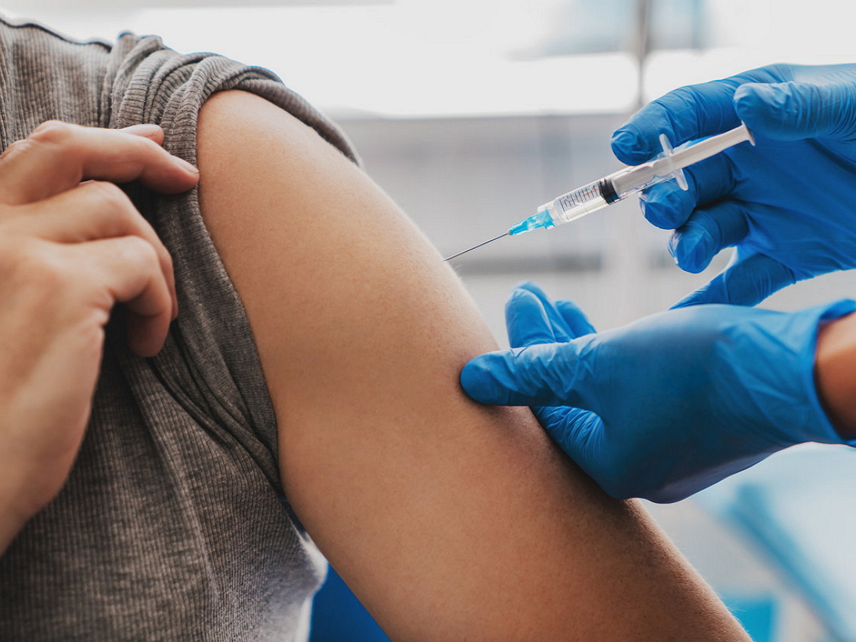 «Гнида, прививайся от ковида!»: Мособлштаб репостнул агрессивный призыв к вакцинации (ФОТО)